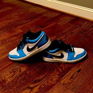Air Jordan 1 low UNC 2021